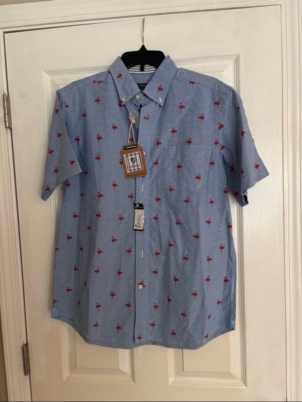 Cremieux Light Blue Short-Sleeve Button-Down with Red Flamingo Print size medium